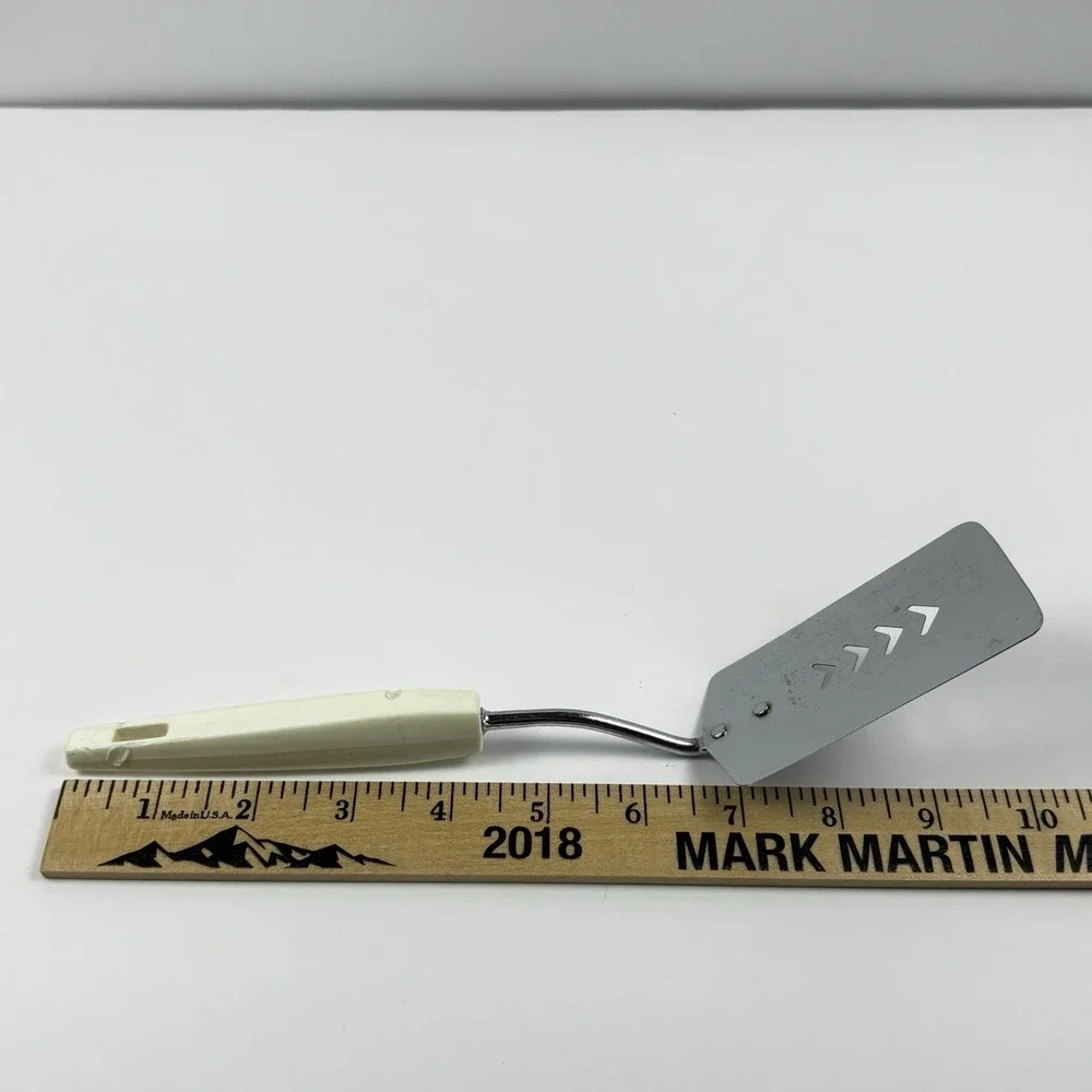Androck Chrome Plated Slotted‎ Spatula Turner Flipper Off White Handle USA 10